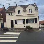 La Indigo 4 Personnes 3 Lits Bureau Fibre Proche Gare De Compiegne Janville