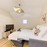 La Indigo 4 Personnes 3 Lits Bureau Fibre Proche Gare De Compiegne