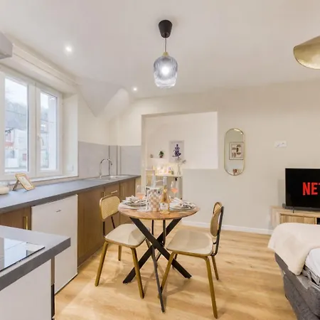 La Indigo 4 Personnes 3 Lits Bureau Fibre Proche Gare De Compiegne Apartament