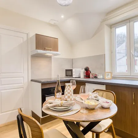 La Indigo 4 Personnes 3 Lits Bureau Fibre Proche Gare De Compiegne Apartament *