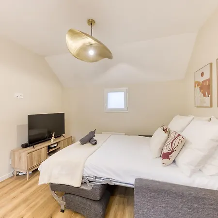 La Indigo 4 Personnes 3 Lits Bureau Fibre Proche Gare De Compiegne