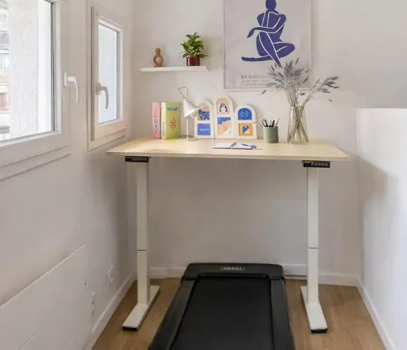 La Indigo 4 Personnes 3 Lits Bureau Fibre Proche Gare De Compiegne Apartament