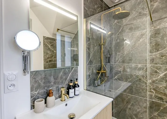 La Indigo 4 Personnes 3 Lits Bureau Fibre Proche Gare De Compiegne Janville (Calvados)