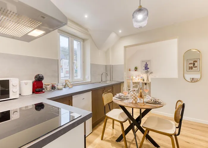 La Indigo 4 Personnes 3 Lits Bureau Fibre Proche Gare De Compiegne Apartament *