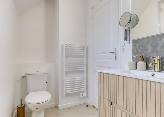 La Indigo 4 Personnes 3 Lits Bureau Fibre Proche Gare De Compiegne Janville (Calvados)